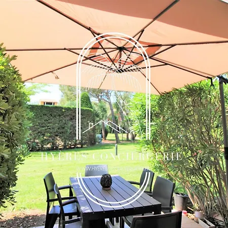 Апартаменты Le Hameau De La Pinede-mas 3 Etoiles - T3 Piscine Clim Parking 100m By Hc *